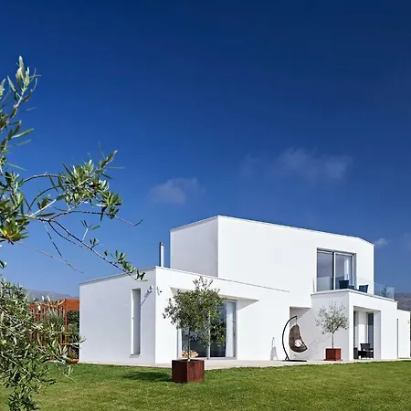 Oliveira House Konukevi