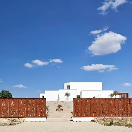 Oliveira House 招待所 4*