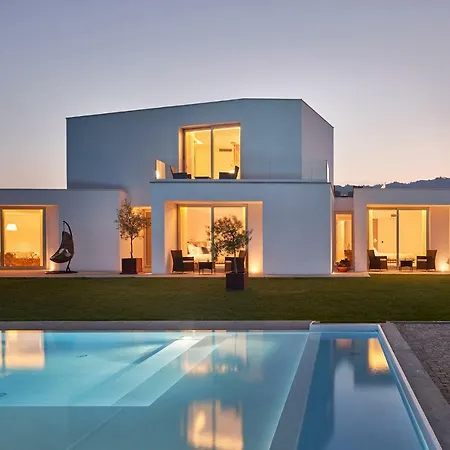 Oliveira House Castelo Novo