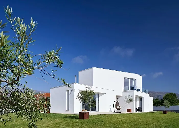 Oliveira House Πανσιόν