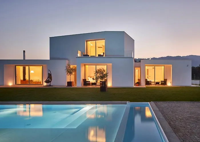 Oliveira House Castelo Novo